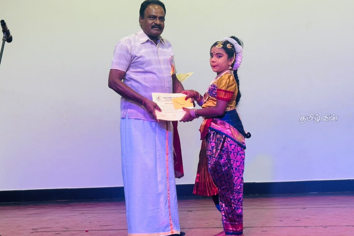 தமிழ்நாட்டில் 20 நாட்கள் முன்னெடுத்த தொப்புள்கொடி பயணம் தொடர்பில் திருகோணமலையில் மாநாடு | Representatives In Tamil Nadu Conference தமிழ்நாட்டில் 20 நாட்கள் முன்னெடுத்த தொப்புள்கொடி பயணம் தொடர்பில் திருகோணமலையில் மாநாடு | Representatives In Tamil Nadu Conference