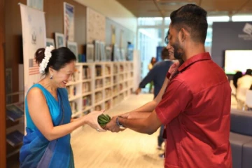 இலங்கையின் பொருளாதார மீட்சிக்கு அமெரிக்காவின் ஆதரவு: ஜூலி சங்