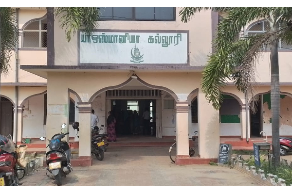 யாழில் ஆசிரியர் மீது தாக்குதல் - ஊடகவியலாளர்களுக்கு அச்சுறுத்தல் | Attack On Teacher In Jaffna Threat To Journalists