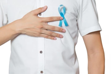 ஆண்களையும் தாக்கும் மார்பக புற்றுநோய்..இந்த அறிகுறிகள் இருந்தால் எச்சரிக்கையாக இருங்க!