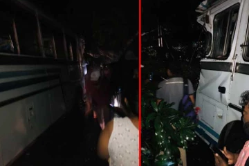 තවත් බස් රථයක් මතට ගසක් කඩා වැටේ..!