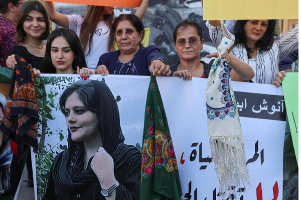 ஈரானில் வெடித்த போராட்டத்தில் இதுவரை 83 பேர் உயிரிழப்பு! | 83 People Died Protest That Broke Out In Iran
