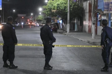 எல் சால்வடார் நாட்டில் ஒரே நாளில் 62 பேர் படுகொலை; என்ன காரணம்?