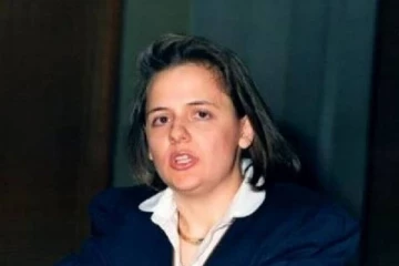 வேலைக்கு செல்லாமல் 20 ஆண்டுகளாக ஊதியம் பெற்ற ஆசிரியை: அவர் சொன்ன கலங்கடிக்கும் பதில்