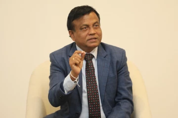 ලාල්ගේ ඔක්කොම දේපළ නීත්‍යානුකූලව උපයපුවා.. නඩු දැම්මොත් පෙනී ඉන්නවා - මහජන ආරක්ෂක නි. ඇමැතිගෙන් ලාල්ට ආරක්ෂාවක්