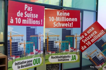 புலம்பெயர்தல் எதிர்ப்பு பிரேரணைக்கு சுவிஸ் மக்கள் ஆதரவு