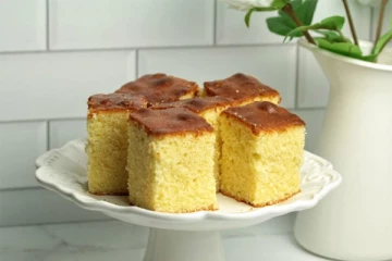 1 கப் மைதா இருக்கா? அப்போ சட்டுனு இந்த கேக் செய்ங்க!