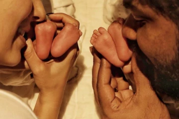 இரட்டை குழந்தை சர்ச்சைக்கு கூலாக பதிலடி கொடுத்த விக்னேஷ்! இப்படியொரு ரொமான்ஸா?