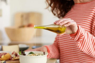 අධික උෂ්ණත්වය නිසා ඔලිව් හා ඔලිව් තෙල් මිලට සිදු වෙන්න යන දේ