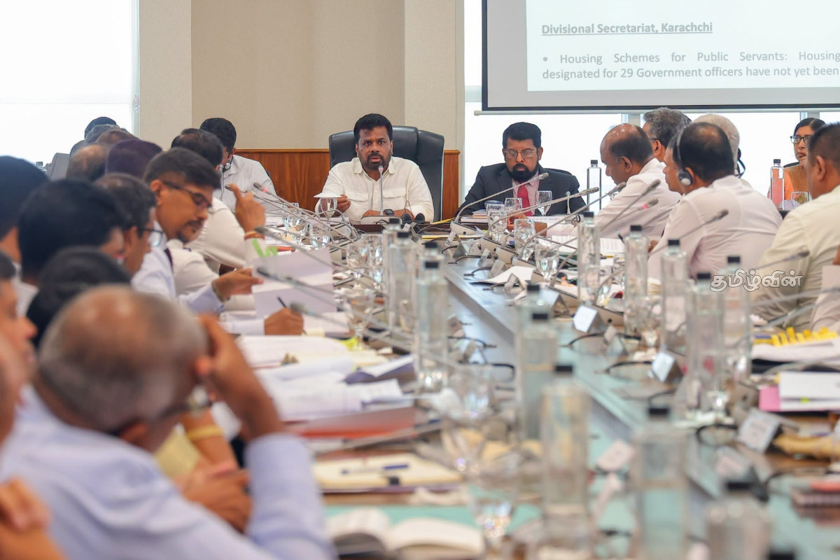 பட்ஜெட்டில் ஒவ்வொரு மாவட்டத்துக்கும் தனித்தனி நிதி ஒதுக்கீடு - ஜனாதிபதி அநுர அறிவிப்பு | Separate Allocation Each District Budget Anurad பட்ஜெட்டில் ஒவ்வொரு மாவட்டத்துக்கும் தனித்தனி நிதி ஒதுக்கீடு - ஜனாதிபதி அநுர அறிவிப்பு | Separate Allocation Each District Budget Anurad