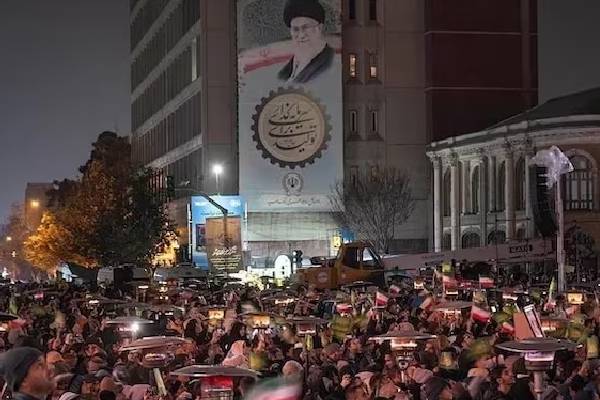 பற்றியெரியும் ஈரான்... போர்க்களமான தெருக்கள்: இந்தியாவிற்கு ஏற்பட்டுள்ள வர்த்தகப் பாதிப்பு | Will Iran Crisis Impact India