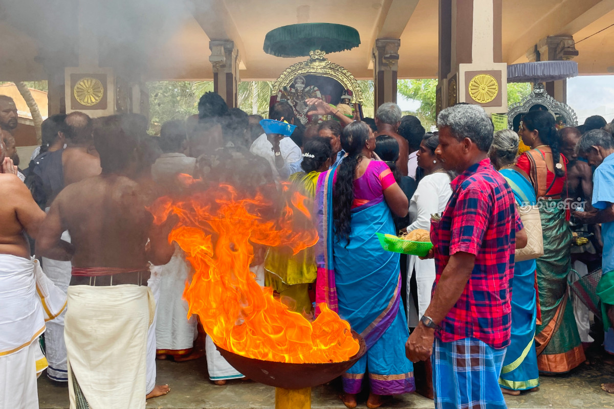 நாட்டின் பல பகுதிகளிலும் ஆடி அமாவாசை தினத்தை முன்னிட்டு விசேட நிகழ்வுகள் | Aadi Amavasya Theerthotsavam At Mamangeswarar