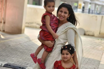 குழந்தைகள் உடன் ஆல்யா மானசா.. இப்படி வளர்ந்துவிட்டார்களே