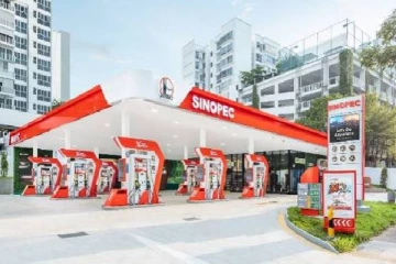 இலங்கையில் திறக்கப்பட்டுள்ள சீனாவின் முதலாவது எரிபொருள் நிரப்பு நிலையம்!