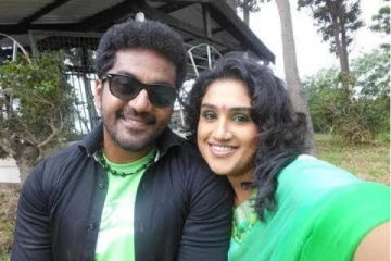 இரண்டு பெண்களை கட்டிப்பிடித்து நடனம் ஆடிய வனிதாவின் முன்னாள் காதலர் ராபர்ட் மாஸ்டர்.. இவர் சரியில்லேயே