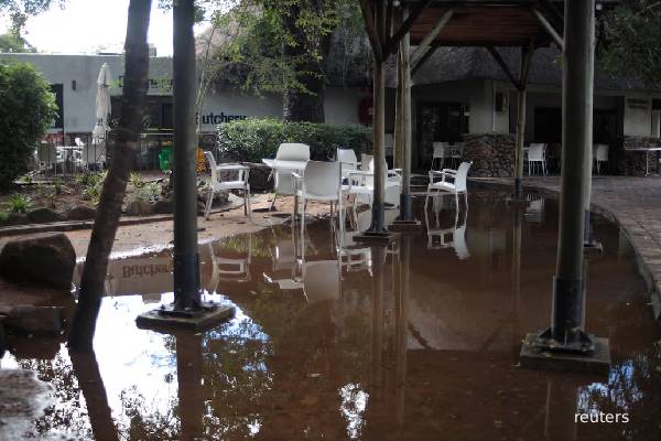 மூன்று நாடுகளை மொத்தமாக மூழ்கடித்த பெருவெள்ளம்... 100 கடந்த இறப்பு எண்ணிக்கை | Torrential Rain And Flooding
