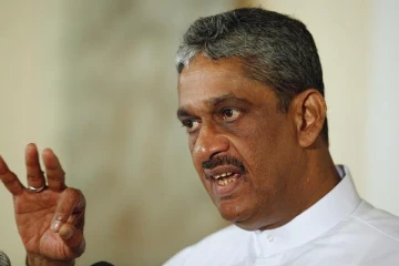 "අරගලය අවසන් නැහැ. යළි ප්‍රතිසංවිධානය විය යුතුයි" -  ෆීල්ඩ් මාර්ෂල් සරත් ෆොන්සේකා.