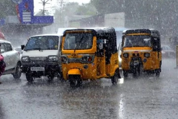 அடுத்த 3 மணி நேரத்திற்கு 10 மாவட்டங்களில் மழை பெய்யக்கூடும்- வானிலை மையம்