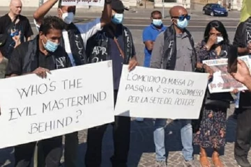 நீதி வேண்டும் ; இத்தாலியில்  இலங்கையர்கள் ஆர்ப்பாட்டம்