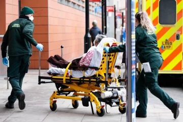 பிரித்தானியாவில் மீண்டும் உச்சம் தொட்ட தினசரி இறப்பு எண்ணிக்கை: ஸ்தம்பிக்கும் NHS