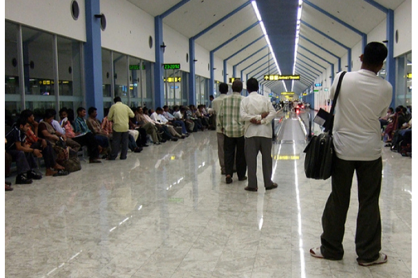 வெளிநாட்டுக்கு படையெடுக்கும் இலங்கையர்கள் - 286 வீதமாக தரவுகள் உயர்வு | Sri Lankans Foreign Employment Increased