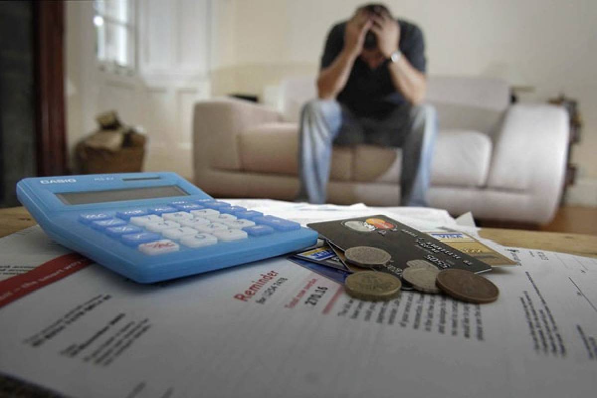 இந்த 5 பழக்கங்கள் தான் வறுமைக்கு காரணம்... எச்சரிக்கும் கருட புராணம்! | Never Do These 5 Mistakes For Wealth Garuda Purana