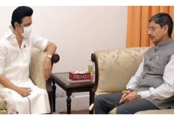 ‘’ மக்களவையில்  ஆவேச குரல் ‘’  : ஆளுநருடன் முதல்வர் சந்தித்து பேசியது என்ன?