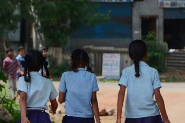 கள்ளக்குறிச்சி 12ஆம் வகுப்பு மாணவிகள் மாயம்! 24 மணிநேரத்தில் சென்னையில் மீட்பு