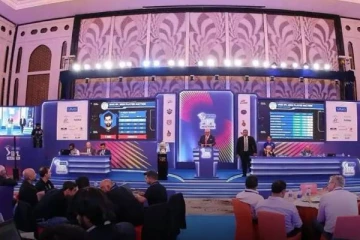 இலங்கை வீரரை வைத்து விறுவிறுப்பாக போன எலம்! திடீரென சரிந்து விழுந்த ஏலதார்