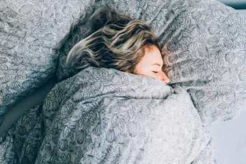 இது எல்லாம் ஒரு வேலையா? நல்ல வேலை இங்க இல்லை!...  லட்ச கணக்கில் சம்பளம் வேறையா?