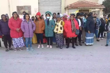 வெளிநாடொன்றில் சிக்கித் தவிக்கும் நூற்றுக்கும் மேற்பட்ட இலங்கையர்கள்