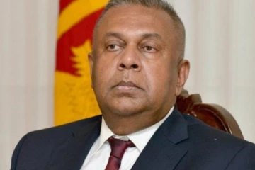 இலங்கையின்  பிரபல அரசியல்வாதி கொரோனாவுக்கு பலி!