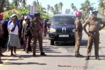 ஹோட்டலில் தங்கியிருந்த ஐவரை மீது துப்பாக்கிசூடு - இருவர் பலி