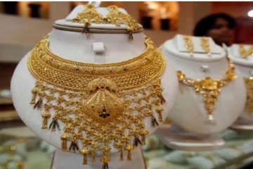 தங்கத்தை அணியக்கூடாத ராசிகள் யார் தெரியுமா? அசுப பலனை ஏற்படுத்தும் ஜாக்கிரதை