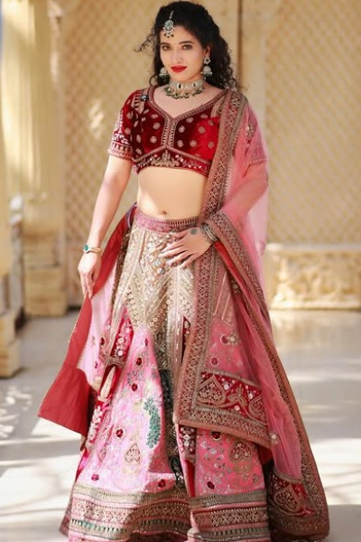 பிக்பாஸ் கெமியா இது? பாவடை தாவணியில் வெளியிட்ட அசத்தல் புகைப்படம் | Bigg Boss 9 Kemi Latest Photos Viral பிக்பாஸ் கெமியா இது? பாவடை தாவணியில் வெளியிட்ட அசத்தல் புகைப்படம் | Bigg Boss 9 Kemi Latest Photos Viral