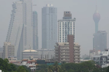 இலங்கையின் பல பகுதிகளில் தூசி நிறைந்த நிலை