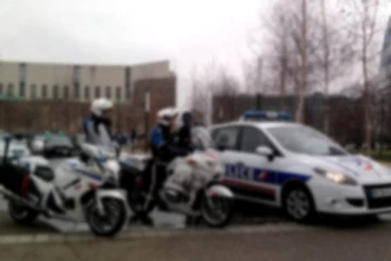 பெண்ணை கட்டிவைத்து நகைகள் கொள்ளை