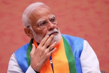 பிரதமர் பதவியை ராஜினாமா செய்தார் நரேந்திர மோடி