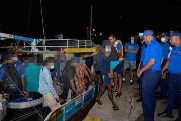 அவுஸ்தி​ரேலியாவுக்குச் செல்லமுயன்ற மேலும் 35 பேர் அதிரடி கைது
