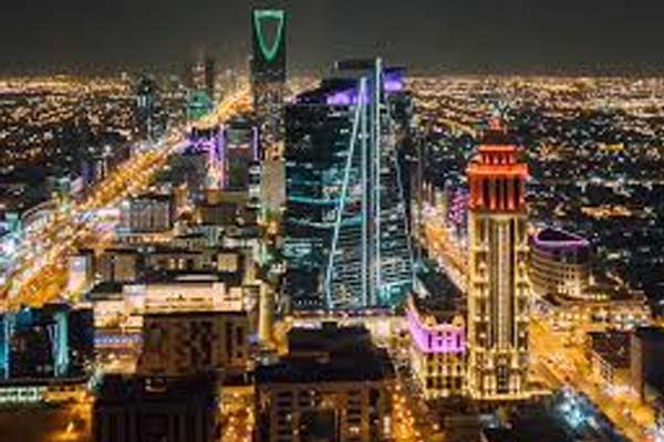 உலகின் பணக்கார மன்னர் யார் தெரியுமா? 17,000 வீடுகள் இருக்குதாம் | Worlds Richest King Shocking Assets Secret