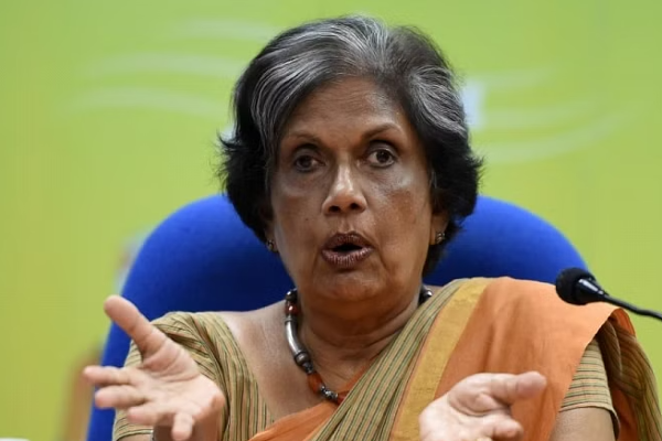 இலங்கையிலும் வெளிநாடுகளிலும் ராஜபக்சவினர் பதுக்கியுள்ள நிதியை மீட்குமாறு சந்திரிக்கா ஆலோசனை | Chandrika Advises Recover The Hoarded Funds