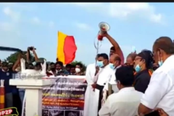 கொத்துக்கொத்தாக படுகொலை செய்யப்பட்ட உறவுகளின் செங்குருதியில் நனைந்த இடம் இதுவே! முள்ளிவாய்க்காலில் அஞ்சலி