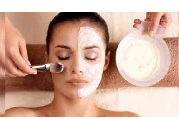 வறண்ட சருமா இருக்கா ? சோள மாவை இப்படி யூஸ் பண்ணி பாருங்க...!