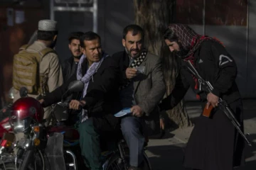 ஆப்கானிஸ்தானில் தாலிபான் மூத்த தளபதி சுட்டுக் கொலை - பதற்றம் அதிகரிப்பு