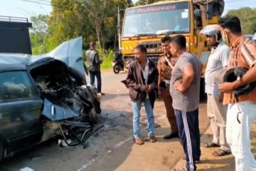 පොලීසියේ ඉහළ නිලධාරියකු රිය අනතුරකින් මියයයි..