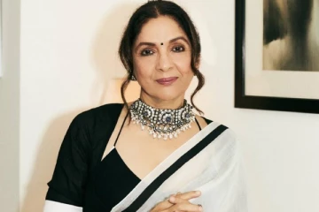 நடிகருடன் நெருக்கமான முத்த காட்சியில் நடித்து, டெட்டால் ஊற்றி வாய்யை கழுவினேன்.. 64 வயது நடிகையின் பேட்டி