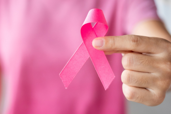 கனடாவில் புற்றுநோயால் பாதிக்கப்பட்ட பெண்களுக்கு உதவும் ஆடை வடிவமைப்பாளர் | Breast Cancer Designer Raising Funds In Canada கனடாவில் புற்றுநோயால் பாதிக்கப்பட்ட பெண்களுக்கு உதவும் ஆடை வடிவமைப்பாளர் | Breast Cancer Designer Raising Funds In Canada