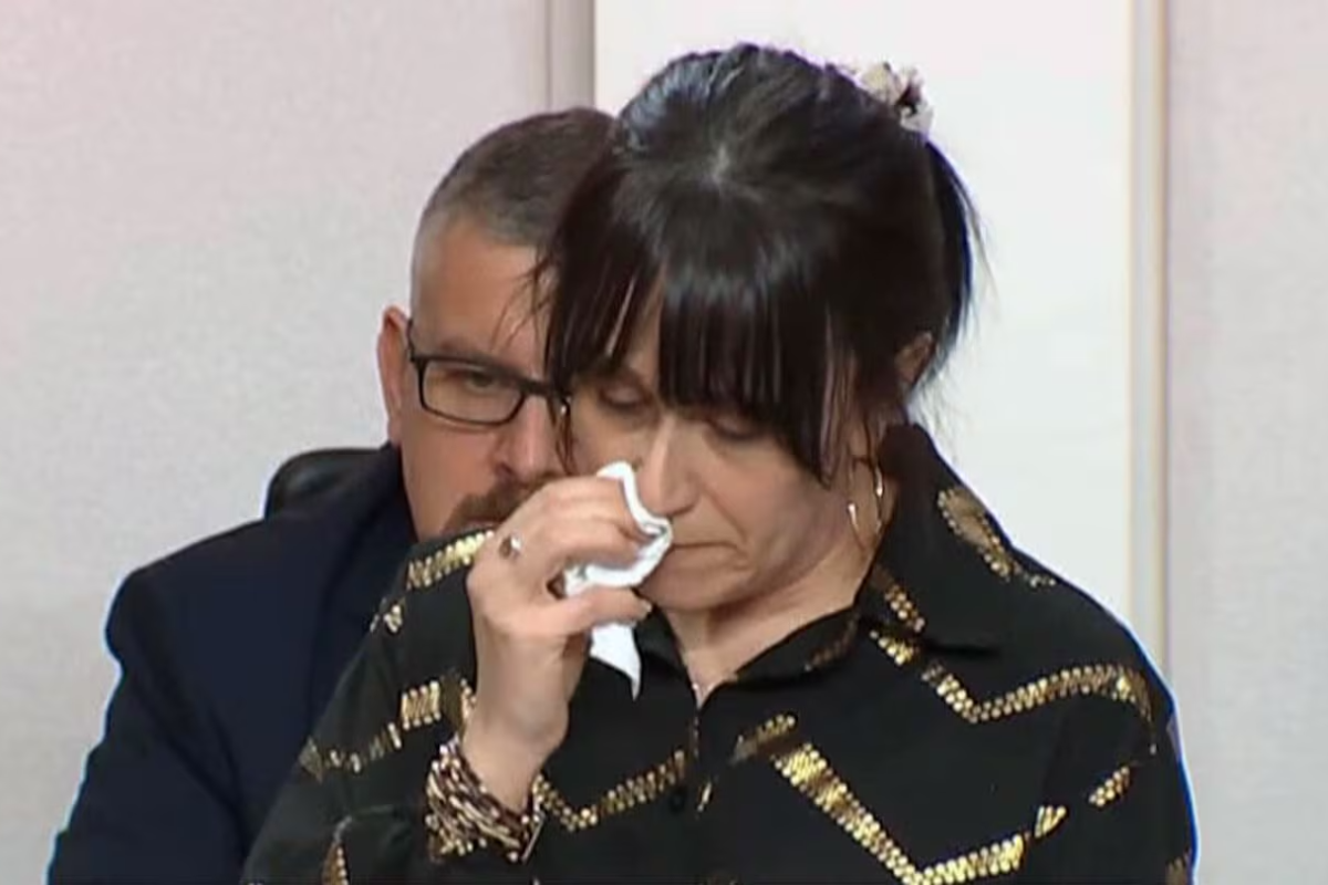 கனடாவில் சட்டசபையில் கண்ணீா் சிந்தி மன்னிப்பு கோரிய அமைச்சர் | Minister Cries While Apologizing For Use Of Ai