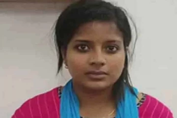 போதையில் ஆண் நண்பருடன் இளம்பெண் செய்த காரியம்: அட்வைஸ் செய்தவரின் பரிதாபநிலை