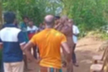 மதுபானம் அருந்திய 4 பேரில் இருவர் உயிரிழப்பு!